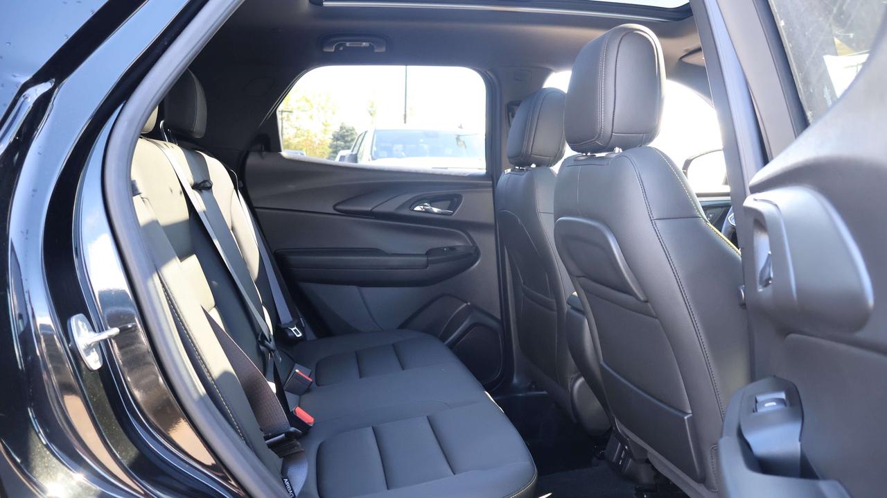 2024 Chevrolet TrailBlazer ACTIV | Heated Mirrors | Back-Up Camera Photo