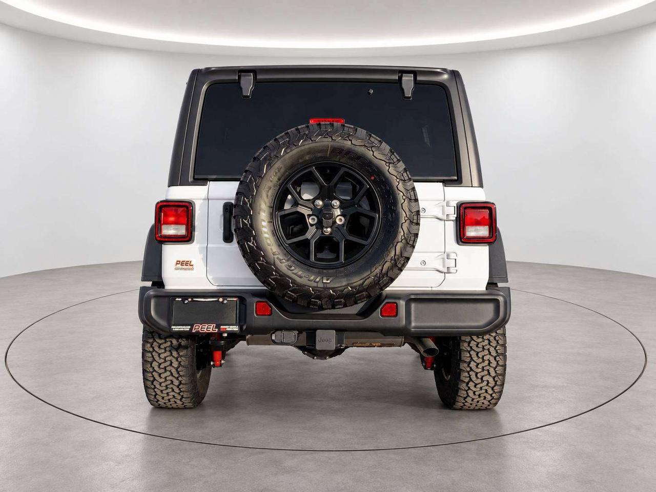2026 Jeep Wrangler Willys 4Dr V6 | Power Dome Hood | LOW KM | 4X4 Photo