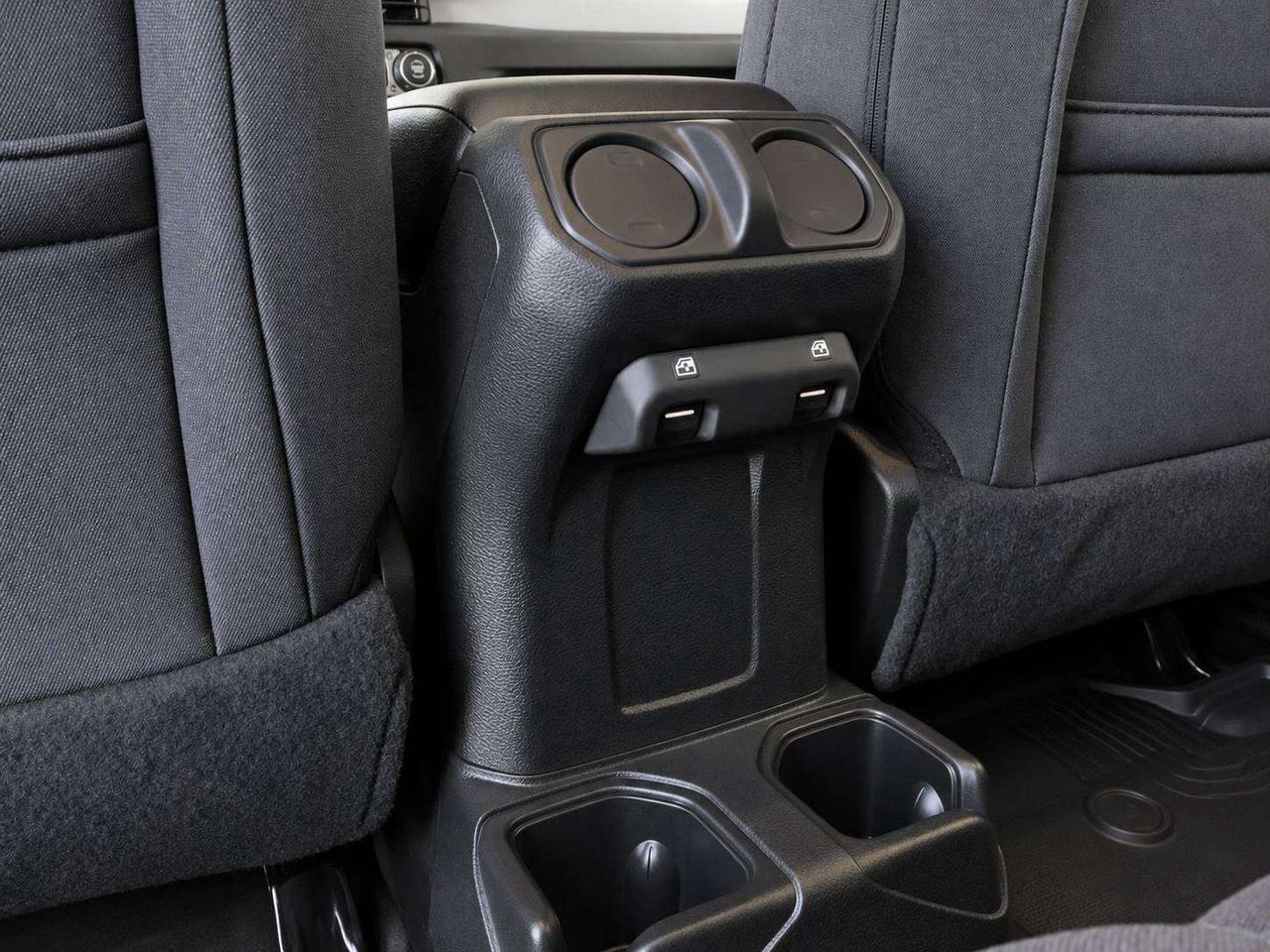 2026 Jeep Wrangler Willys 4Dr V6 | Power Dome Hood | LOW KM | 4X4 Photo