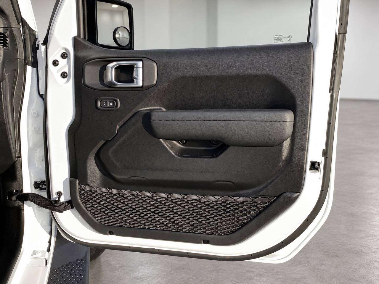 2026 Jeep Wrangler Willys 4Dr V6 | Power Dome Hood | LOW KM | 4X4 Photo