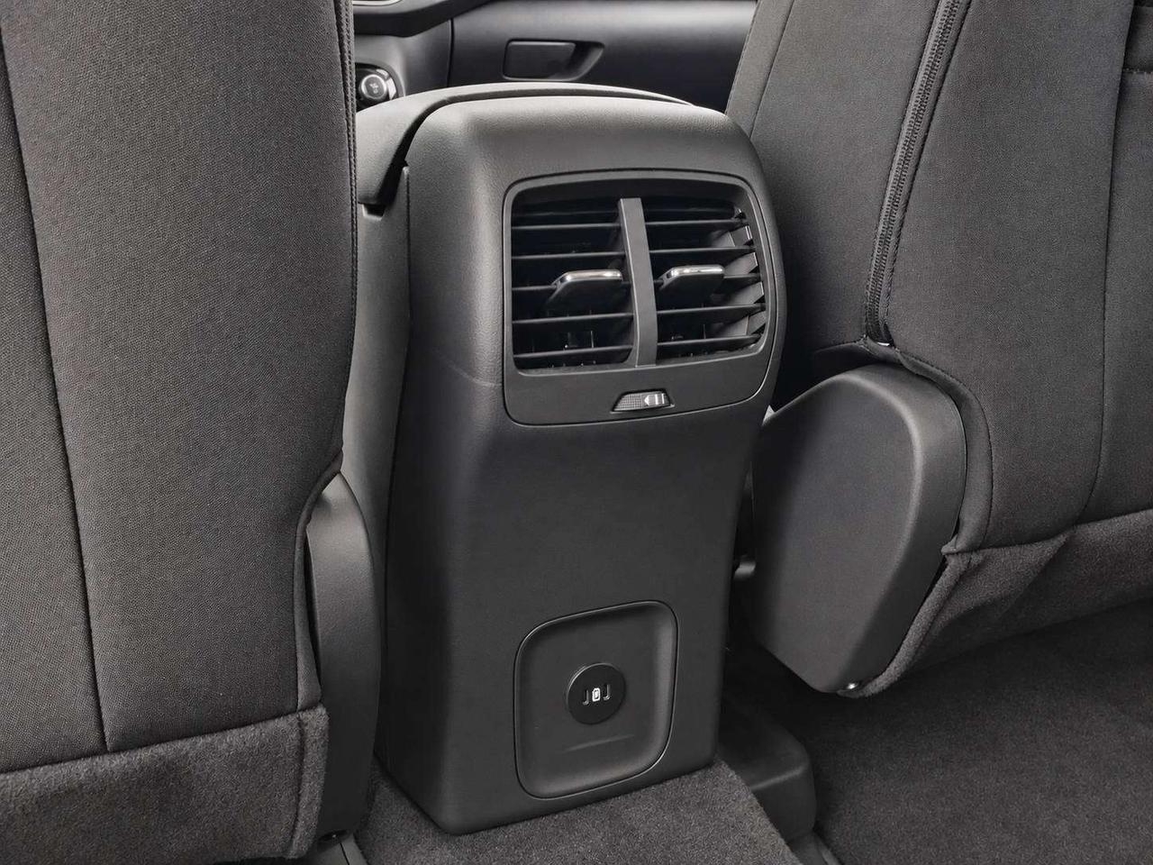 2024 Ford Escape Active | Heated Cloth Seats | Tech Pkg | FWD Photo