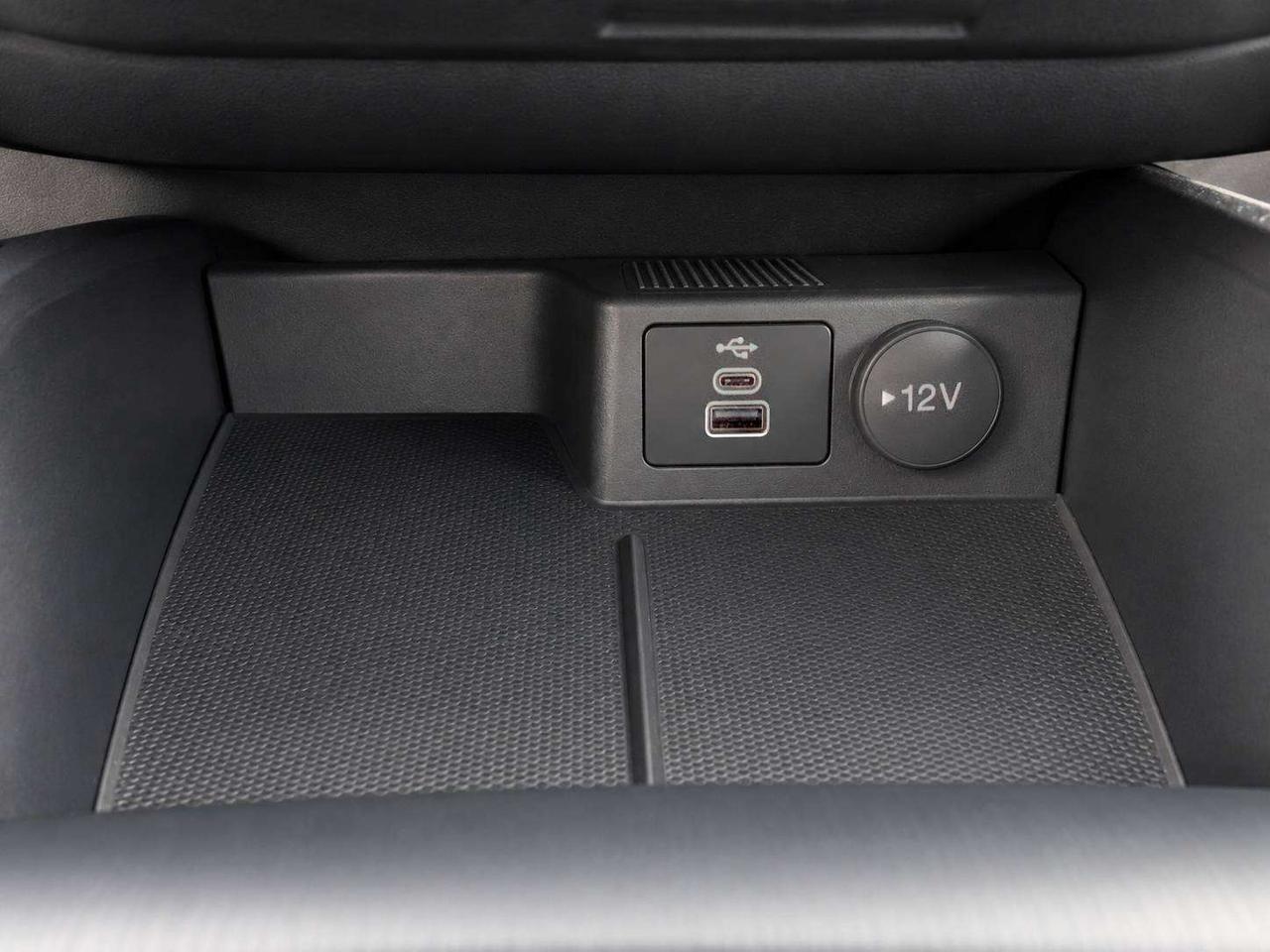 2024 Ford Escape Active | Heated Cloth Seats | Tech Pkg | FWD Photo