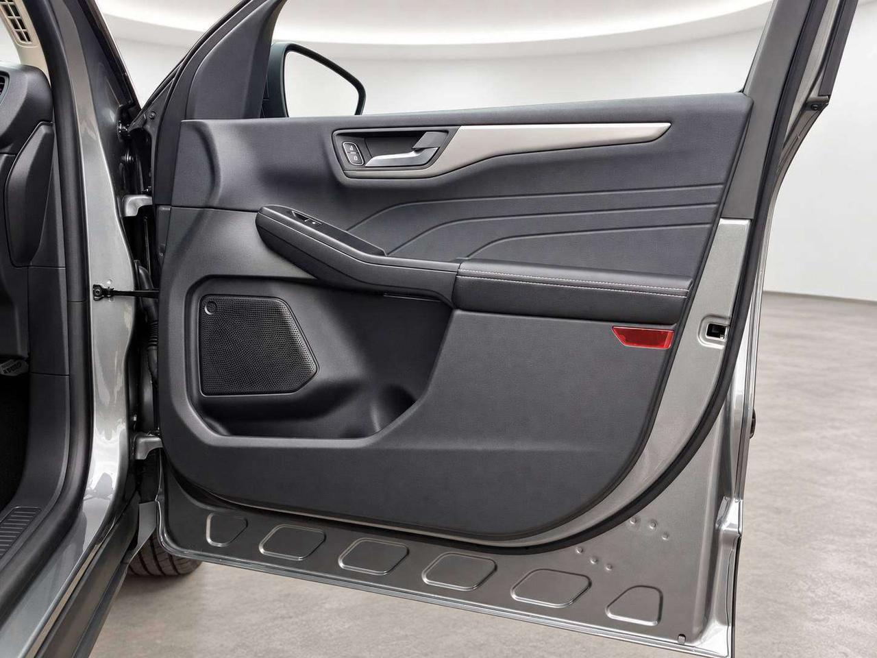2024 Ford Escape Active | Heated Cloth Seats | Tech Pkg | FWD Photo