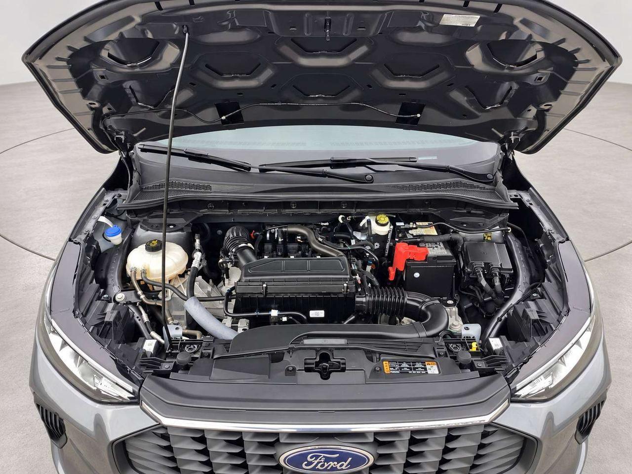2024 Ford Escape Active | Heated Cloth Seats | Tech Pkg | FWD Photo