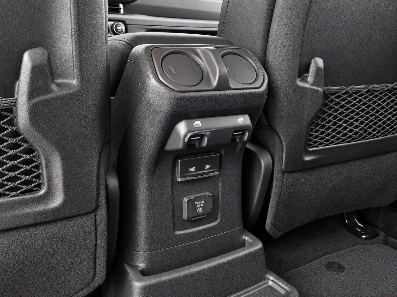 2024 Jeep Wrangler Sahara 4Dr | Heated Leather | Side Steps | 4X4 Photo