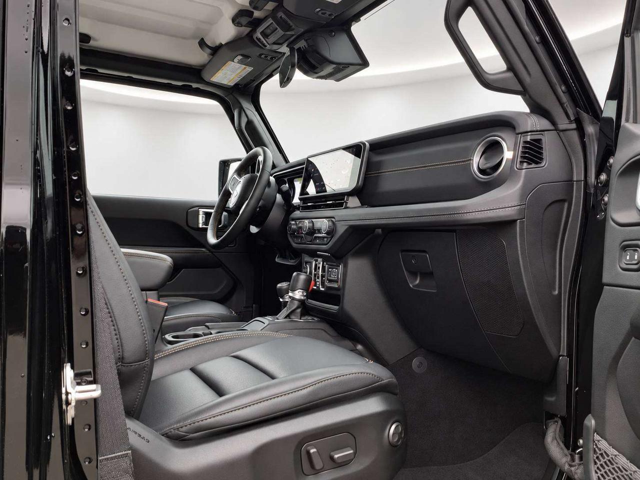 2024 Jeep Wrangler Sahara 4Dr | Heated Leather | Side Steps | 4X4 Photo