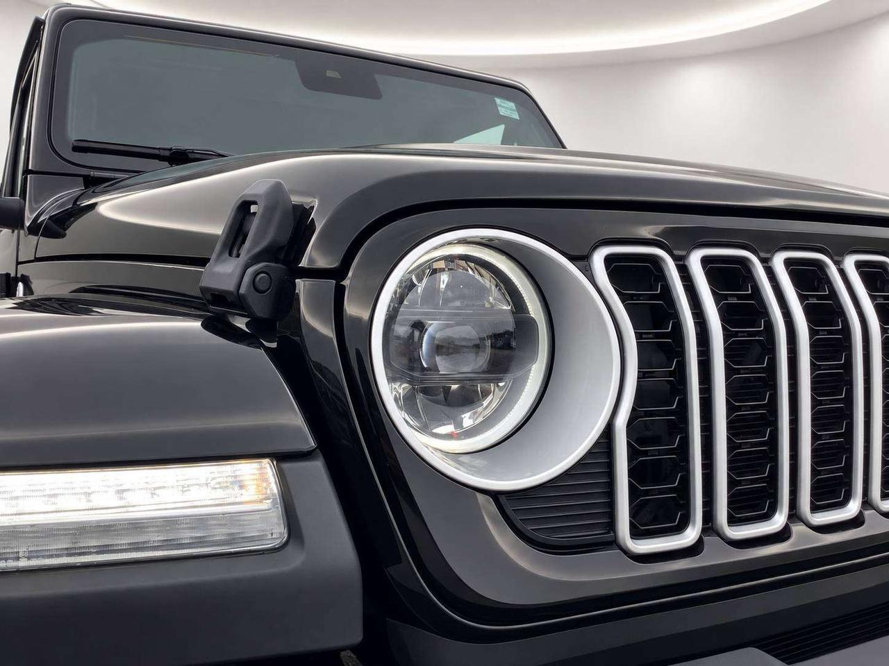 2024 Jeep Wrangler Sahara 4Dr | Heated Leather | Side Steps | 4X4 Photo