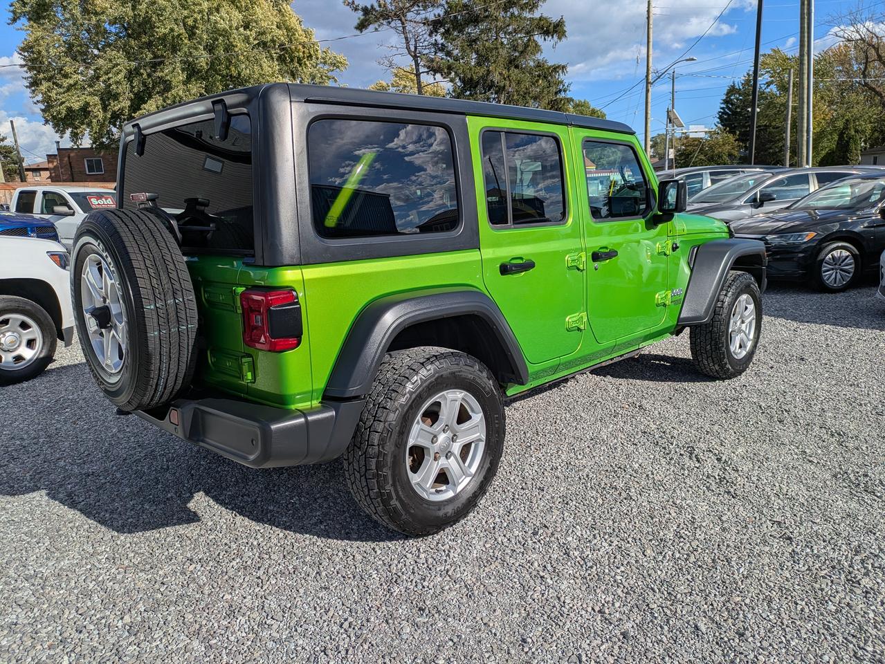 2019 Jeep Wrangler Sport 4X4 Photo4