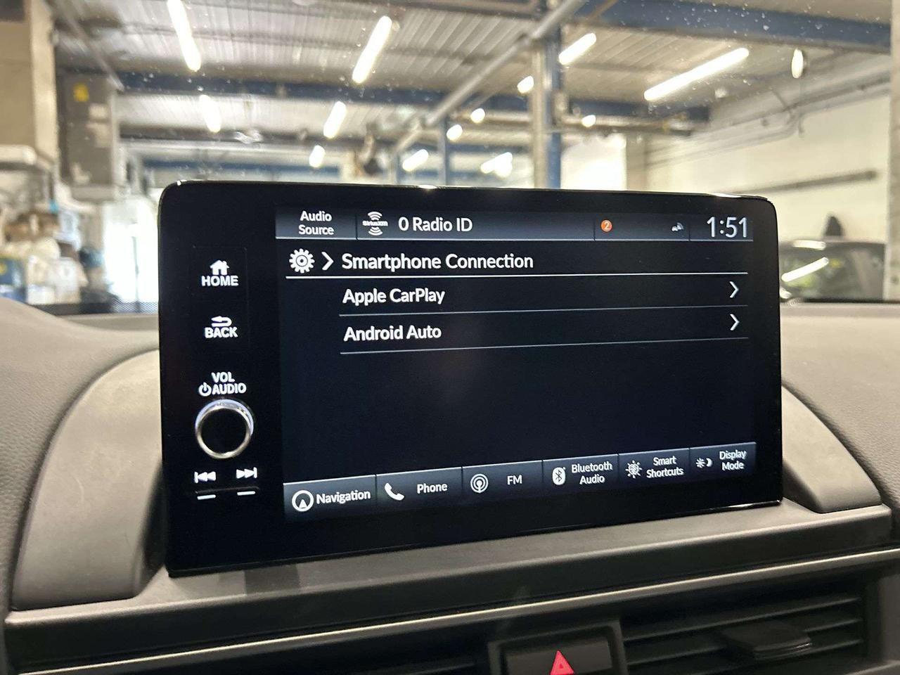 2025 Honda Pilot BLACK EDITION AWD | 8-PASS | LEATHER | PANO ROOF Photo4
