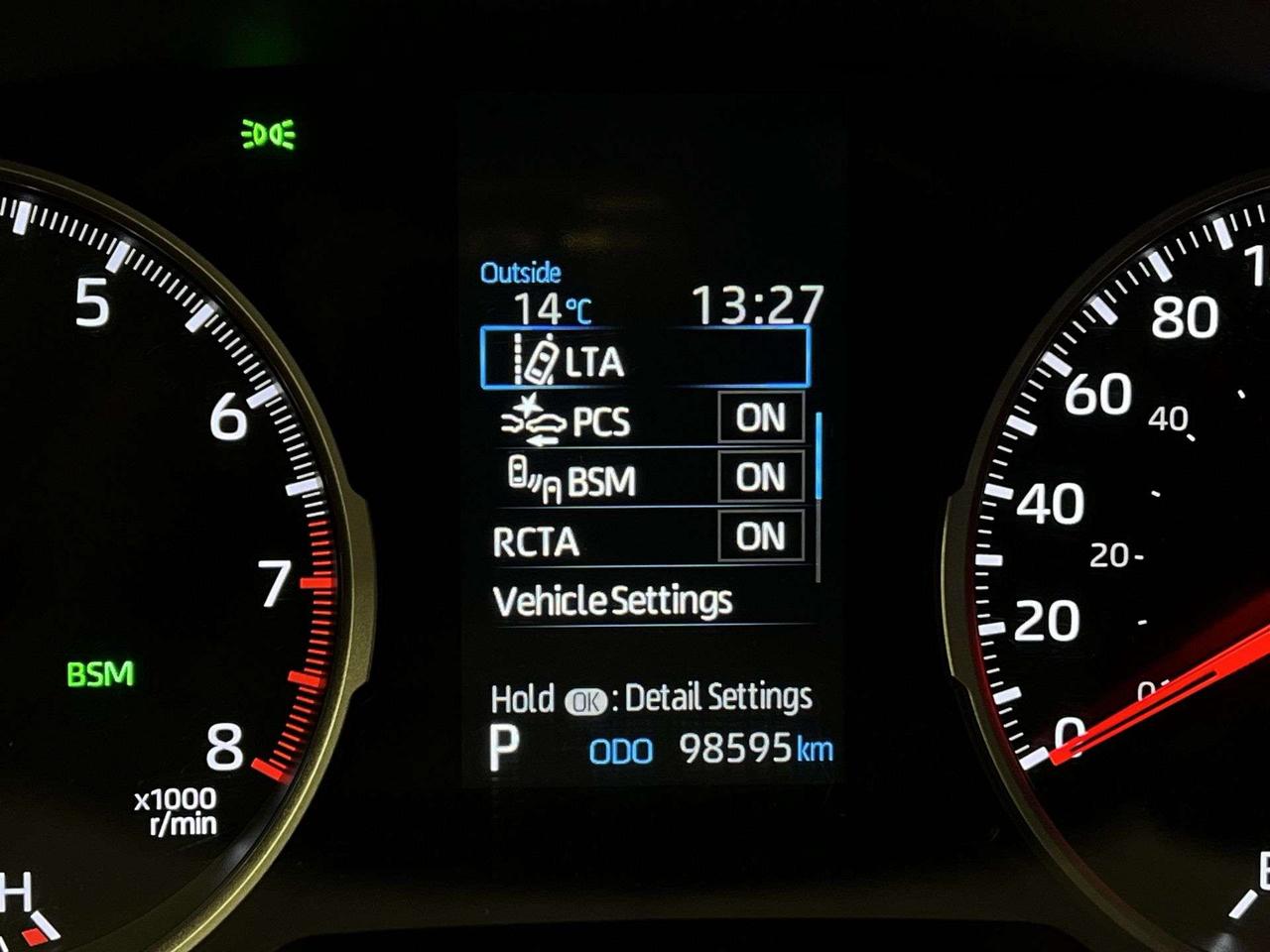 2021 Toyota RAV4 XLE PREMIUM AWD | LEATHER | SUNROOF | CARPLAY Photo