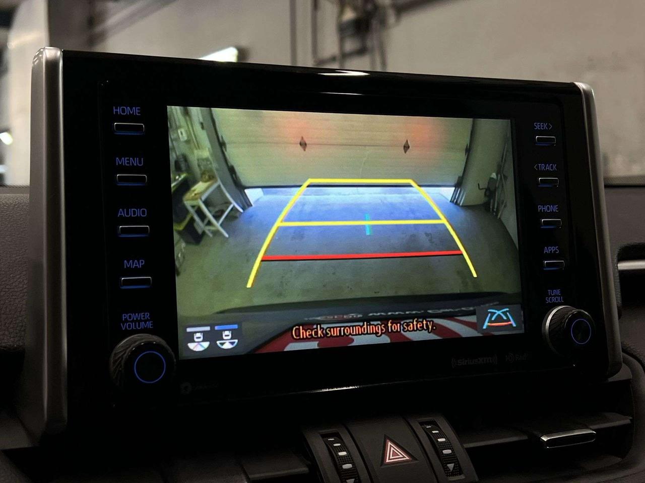 2021 Toyota RAV4 XLE PREMIUM AWD | LEATHER | SUNROOF | CARPLAY Photo