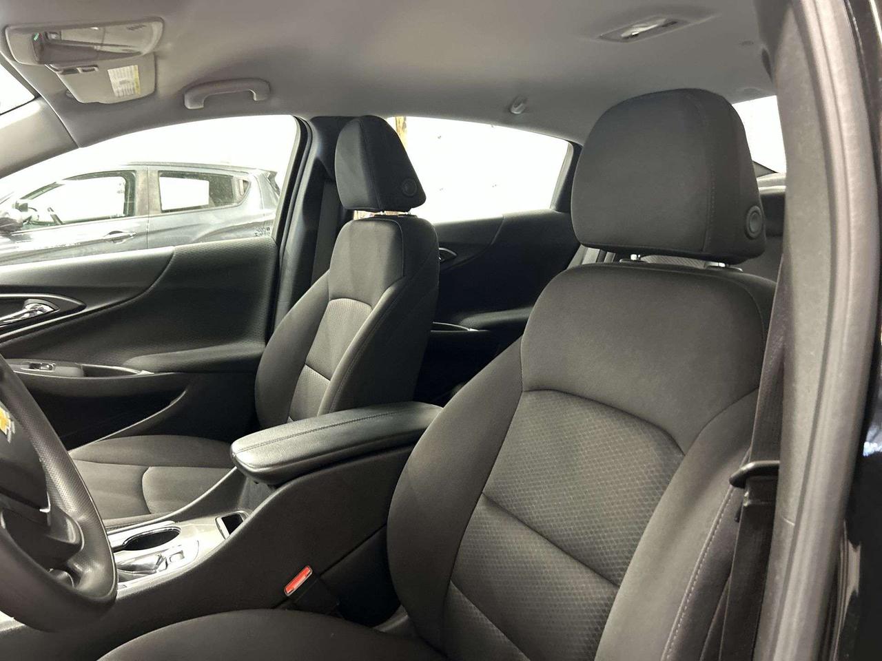 2024 Chevrolet Malibu LT | HTD SEATS | CARPLAY | REMOTE START | ALLOYS Photo