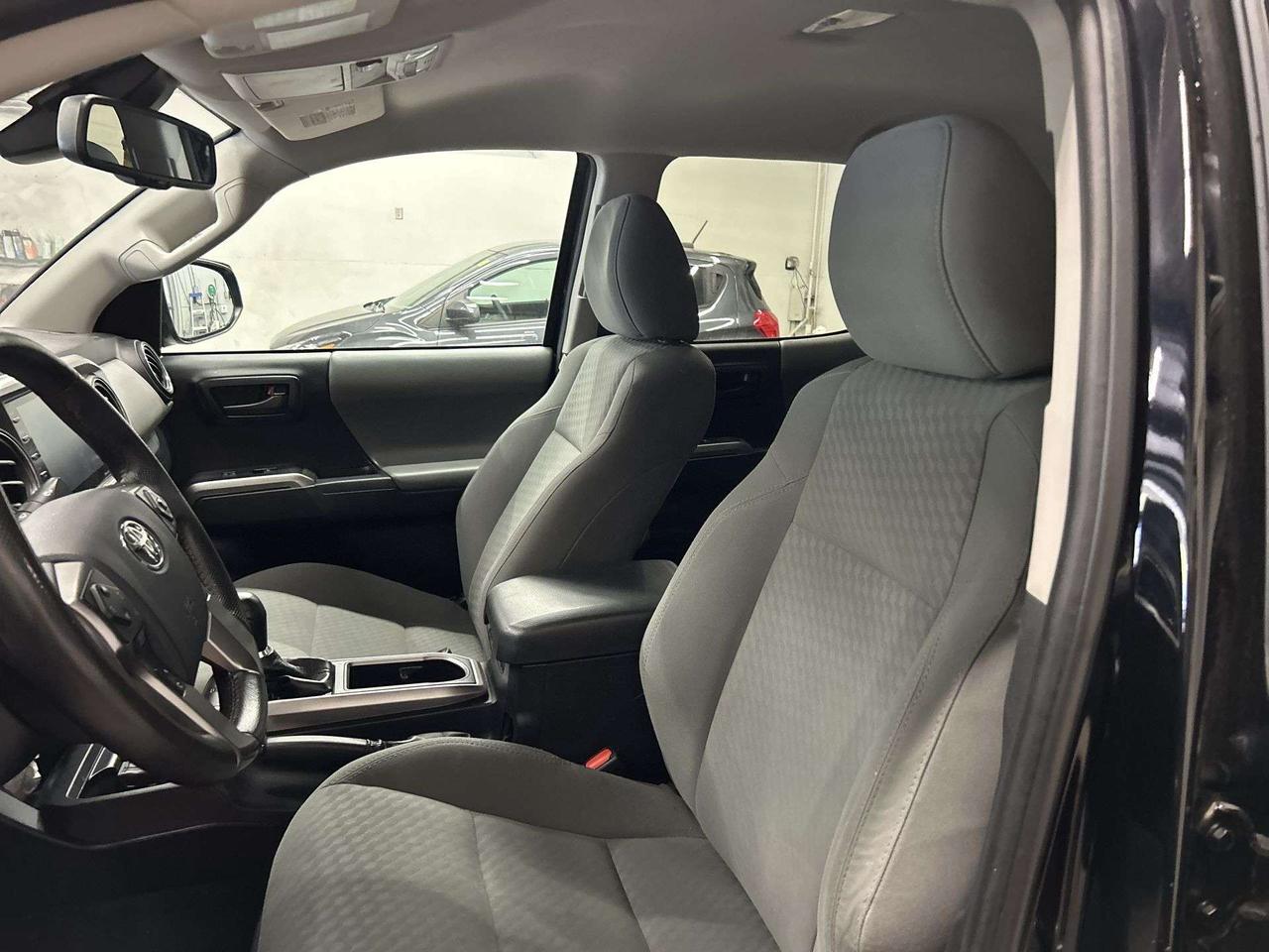 2020 Toyota Tacoma 4X4 | DBL CAB | HTD SEATS | CARPLAY | TONNEAU Photo