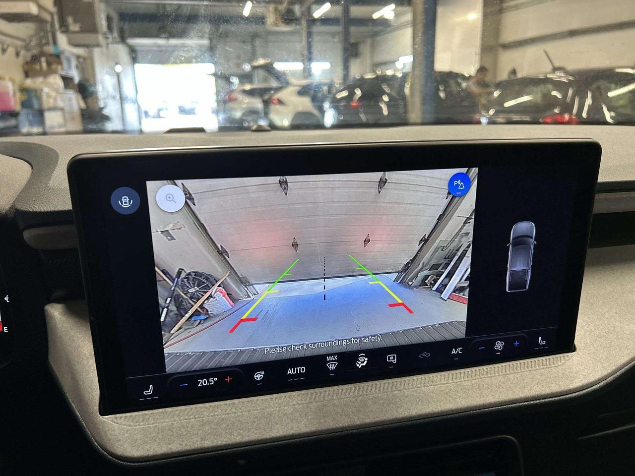 2026 Ford Maverick XLT AWD | LOW KMS! | HTD SEATS | CARPLAY | TOW PKG Photo