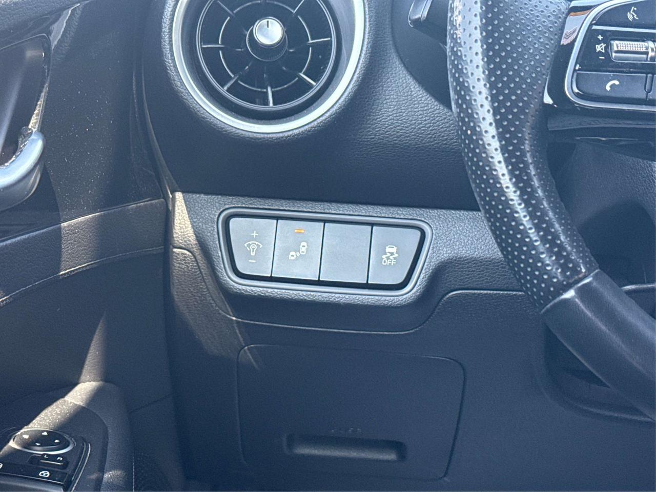 2023 Kia Forte GT 1 OWNER LEATHER ROOF  WE FINANCE ALL CREDIT Photo