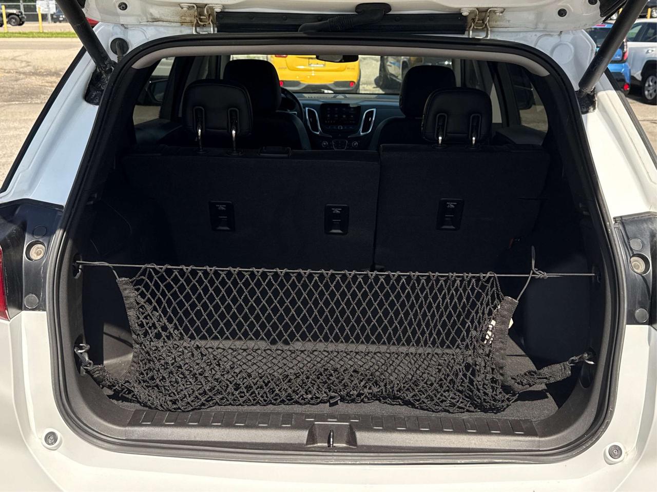 2019 Chevrolet Equinox Premier NAV PANO ROOF LEATHER WE FINANCE ALL CREDT Photo