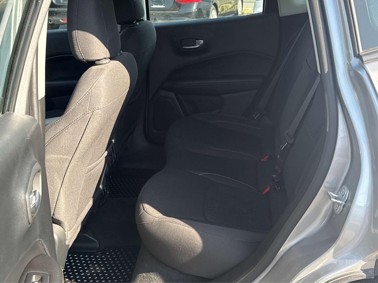 2019 Jeep Compass CLEAN! MUST SEE!  WE FINANCE ALL CREDIT! APPLY NOW Photo