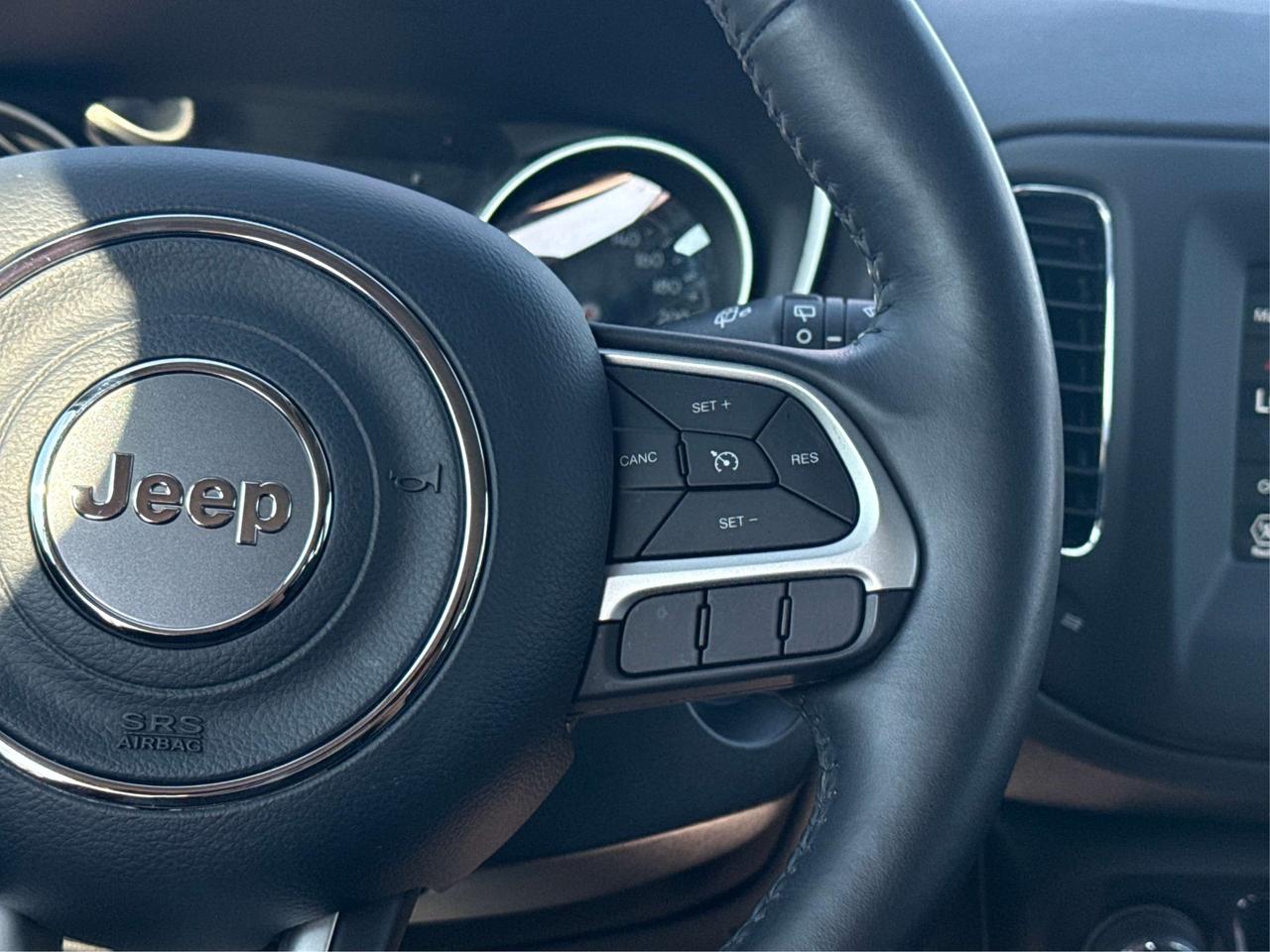 2019 Jeep Compass CLEAN! MUST SEE!  WE FINANCE ALL CREDIT! APPLY NOW Photo