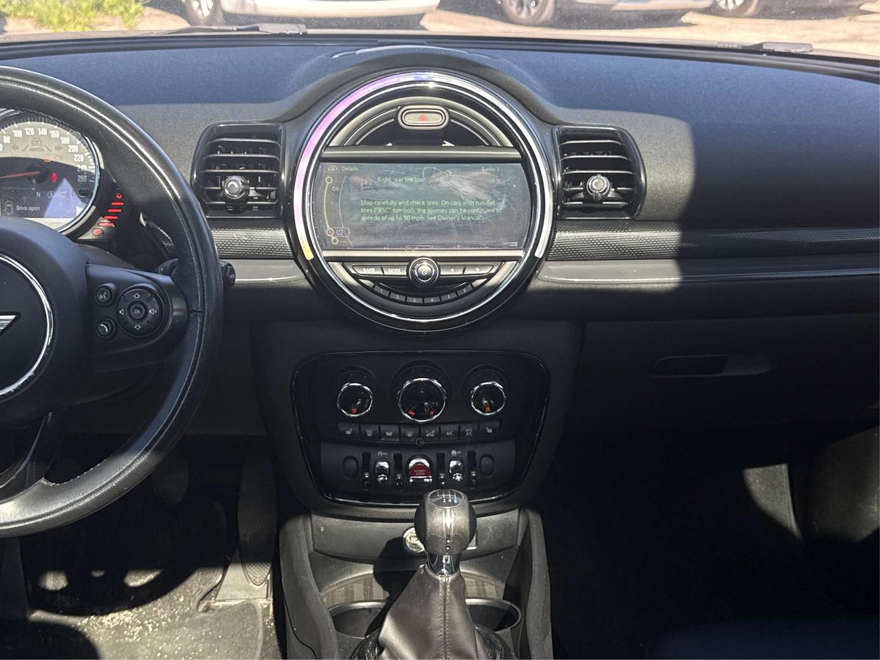 2017 MINI Cooper Clubman HB S ALL4 NAV LEATHER PANO ROOF MINT! WE FINANCE Photo