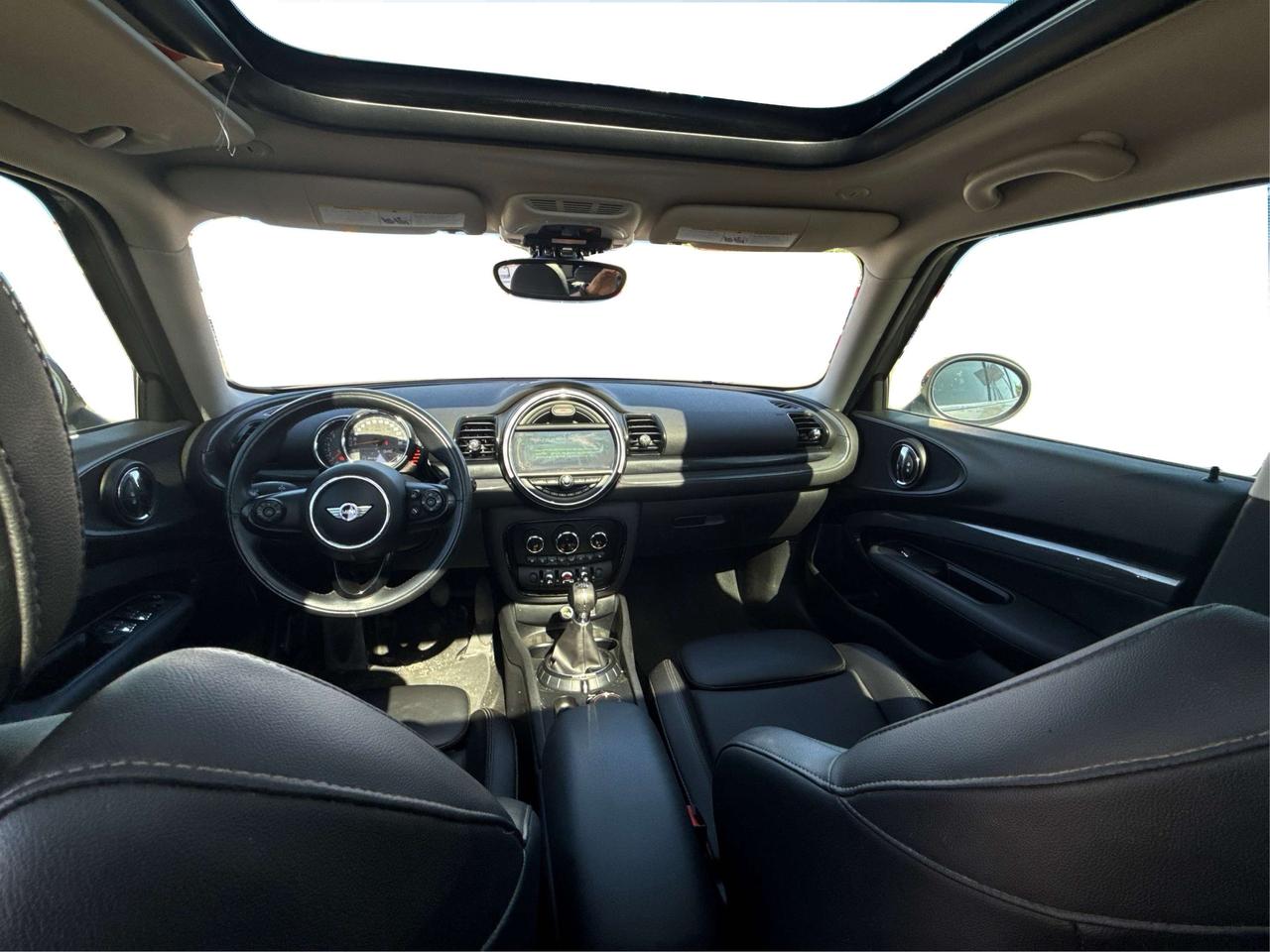 2017 MINI Cooper Clubman HB S ALL4 NAV LEATHER PANO ROOF MINT! WE FINANCE Photo