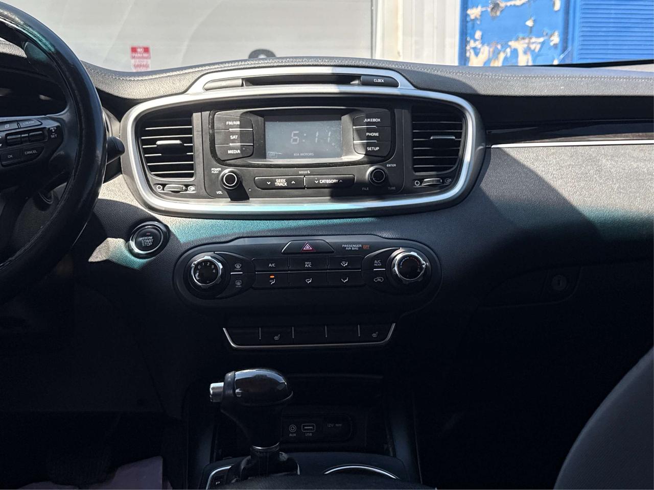 2016 Kia Sorento CERTIFIED AWD 7 PASS REAR CAM  WE FINANCE ALL Photo