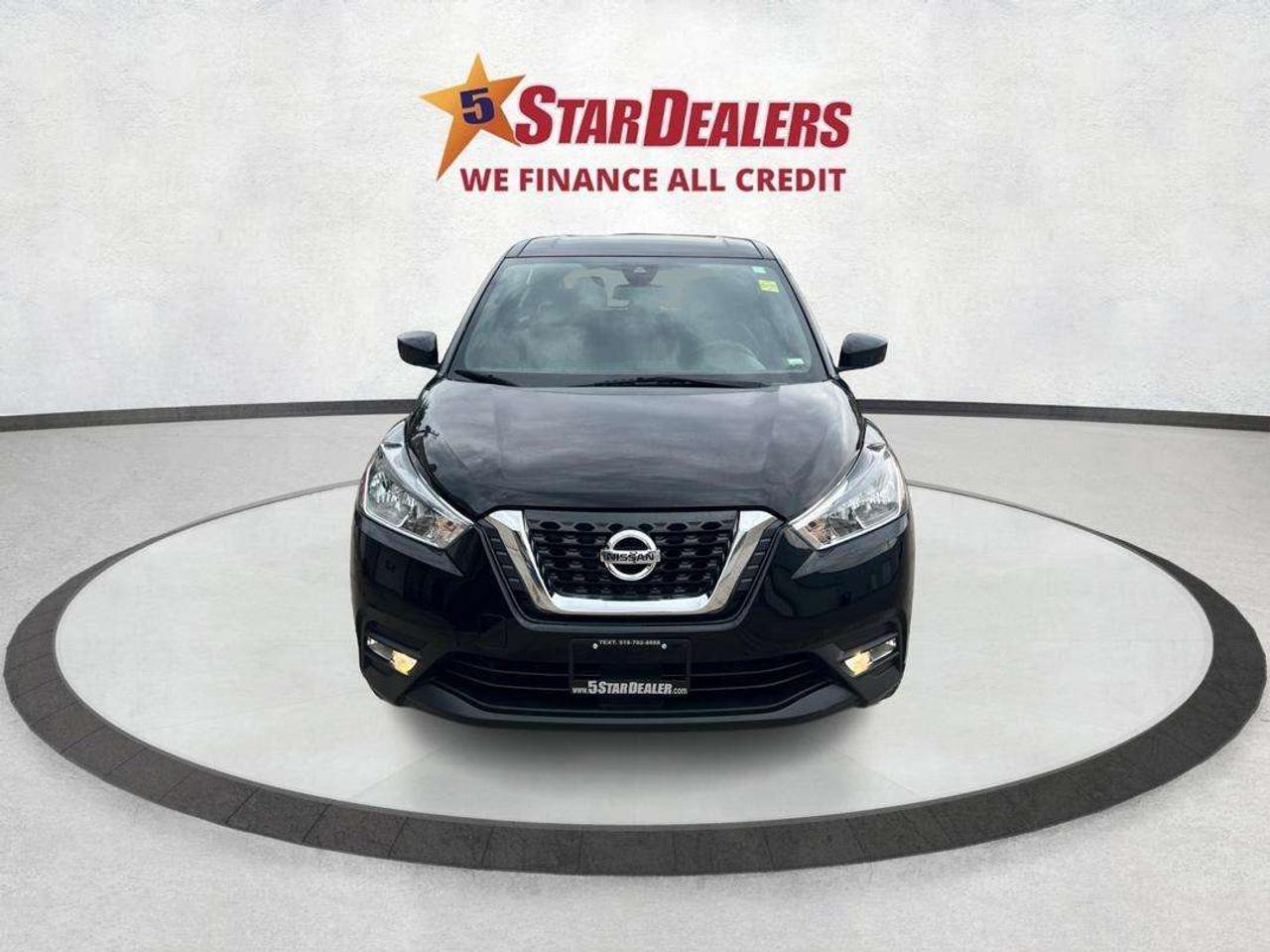 2020 Nissan Kicks SV NAV CRUSIE CONTROL LOW KM WE FINANCE ALL CREDIT Photo1