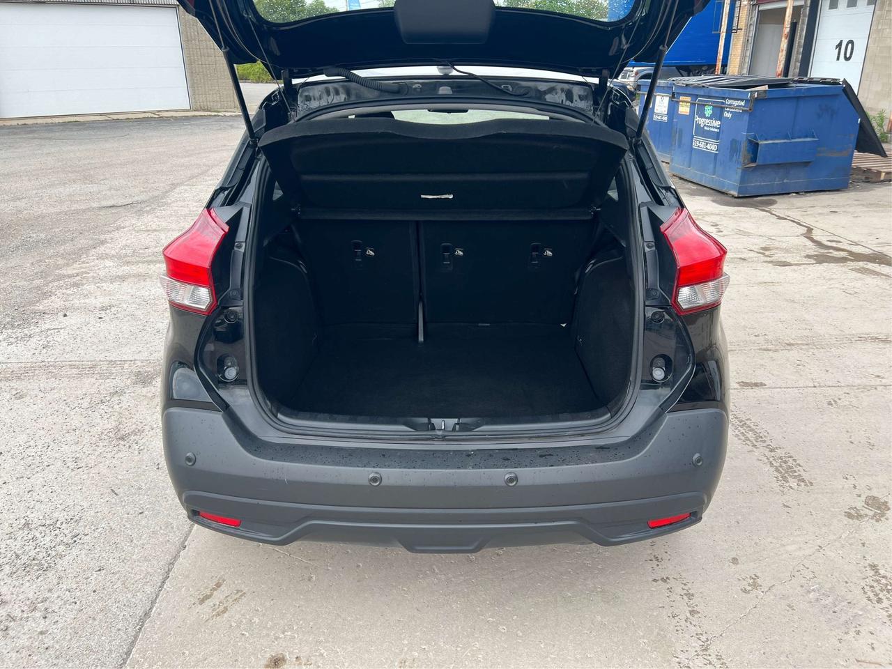2020 Nissan Kicks SV NAV CRUSIE CONTROL LOW KM WE FINANCE ALL CREDIT Photo