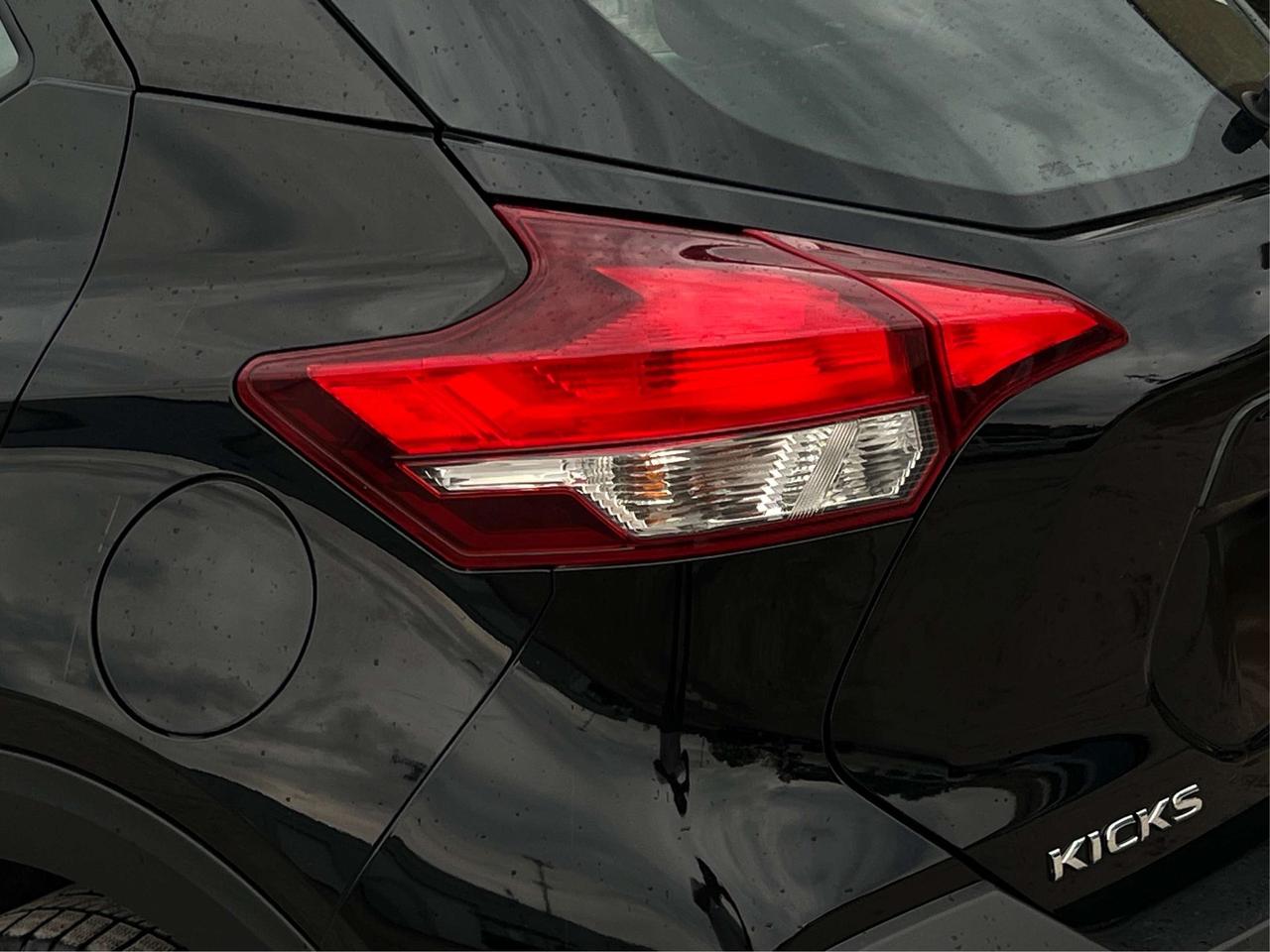 2020 Nissan Kicks SV NAV CRUSIE CONTROL LOW KM WE FINANCE ALL CREDIT Photo