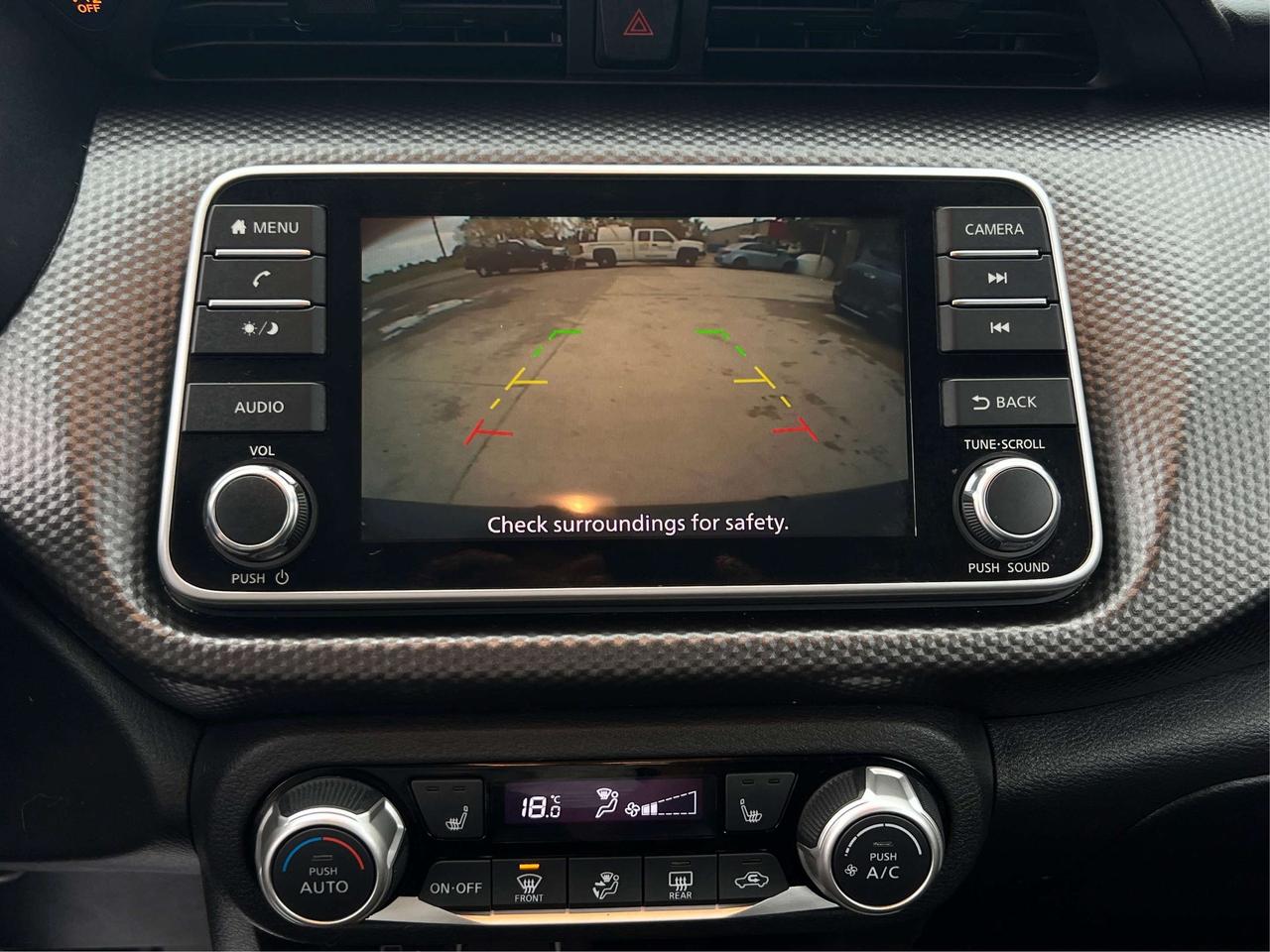 2020 Nissan Kicks SV NAV CRUSIE CONTROL LOW KM WE FINANCE ALL CREDIT Photo