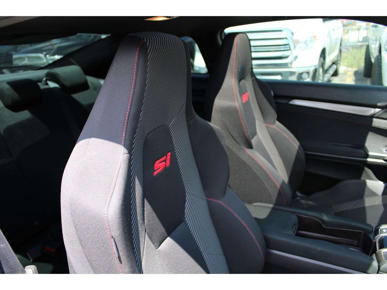 2019 Honda Civic NAV SUNROOF R-CAM LOADED! WE FINANCE ALL CREDIT! Photo