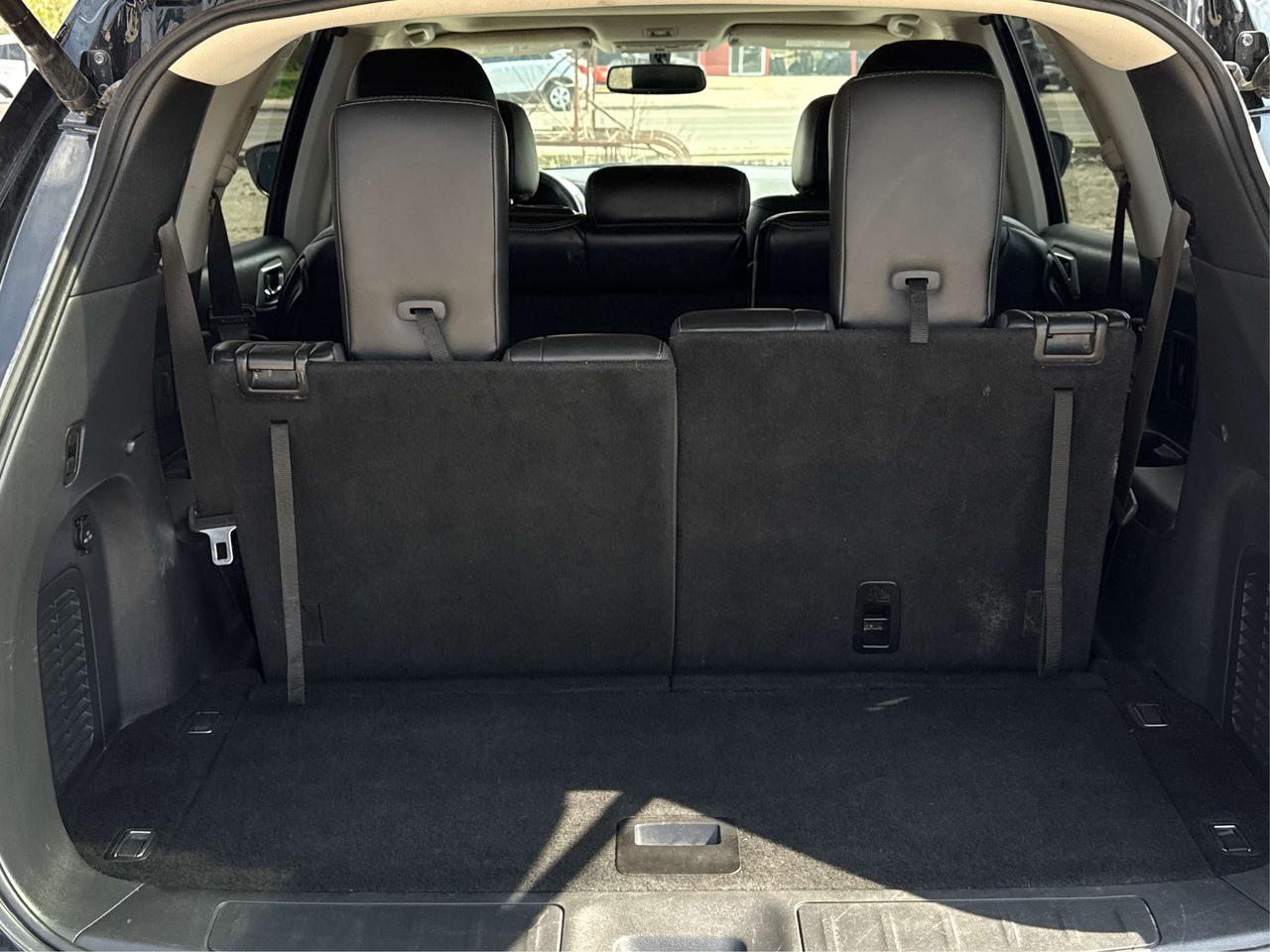 2018 Nissan Pathfinder 4x4 Platinum CERTIFIED NAV LEATHER WE FINANCE ALL Photo
