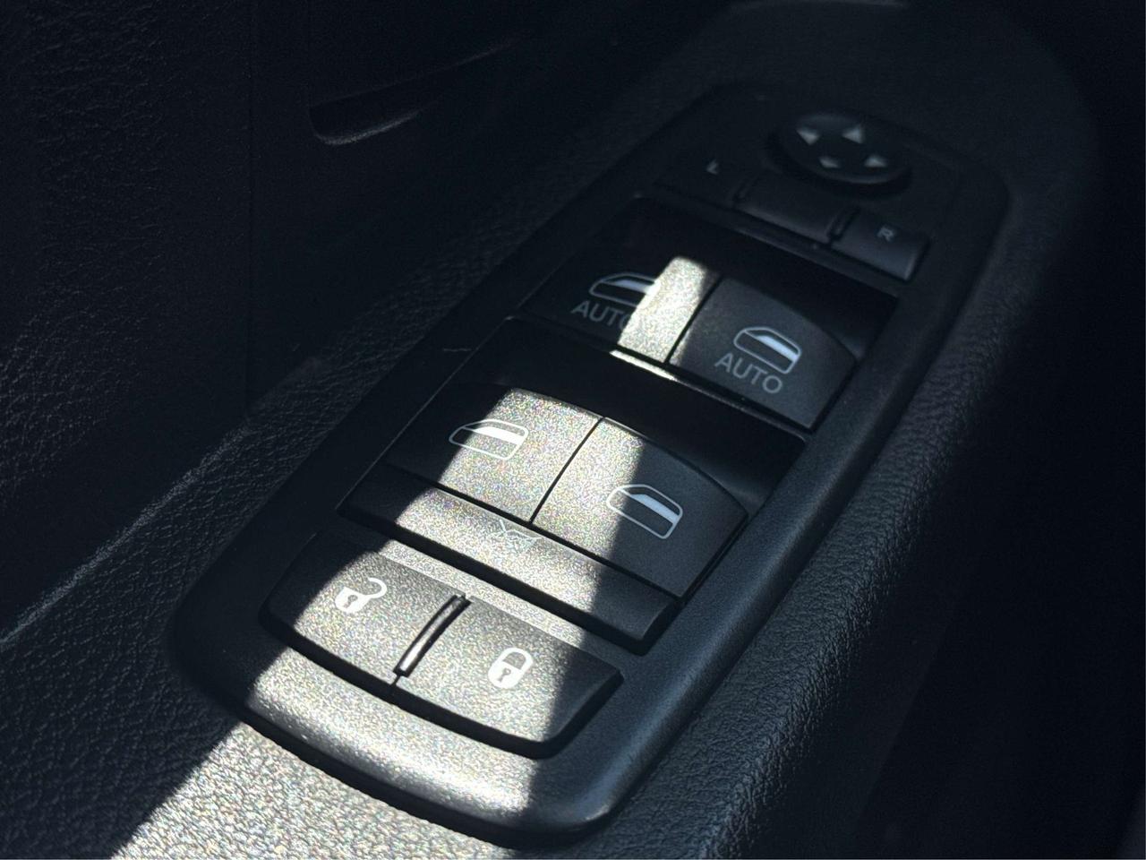 2016 RAM 1500 CERTIFIED  WE FINANCE ALL CREDIT! APPLY NOW Photo