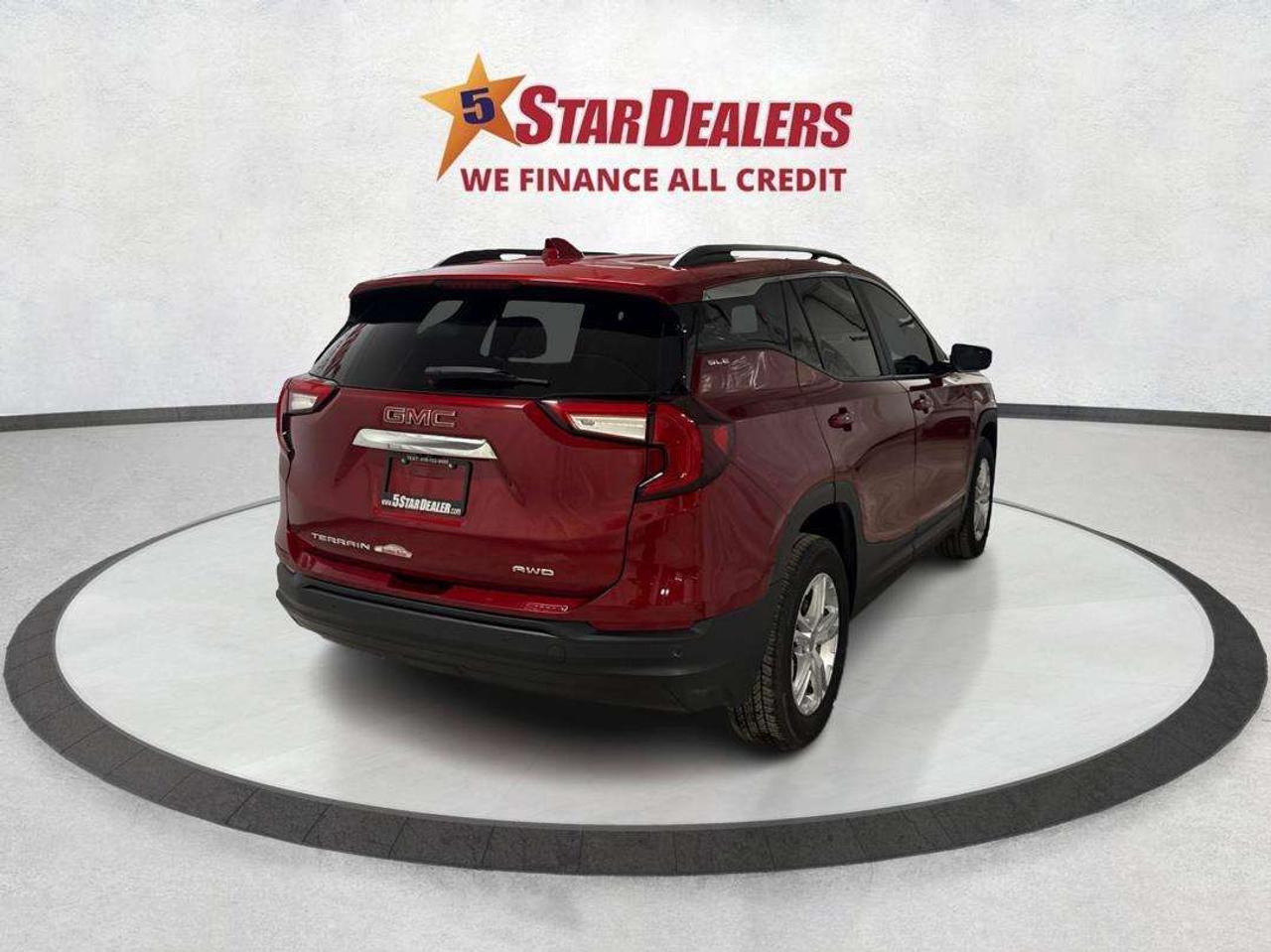 2022 GMC Terrain SEL/AWD/ROADREADY/LOW KM/WE FINANCE ALL CREDIT! Photo