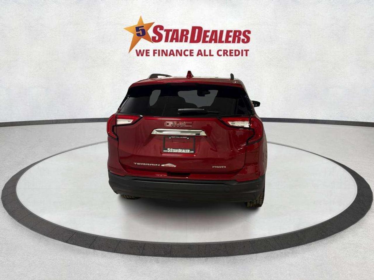 2022 GMC Terrain SEL/AWD/ROADREADY/LOW KM/WE FINANCE ALL CREDIT! Photo