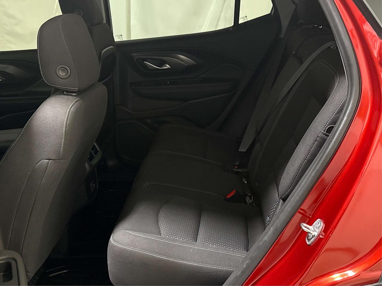 2022 GMC Terrain SEL/AWD/ROADREADY/LOW KM/WE FINANCE ALL CREDIT! Photo