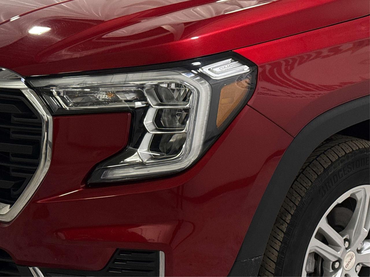 2022 GMC Terrain SEL/AWD/ROADREADY/LOW KM/WE FINANCE ALL CREDIT! Photo