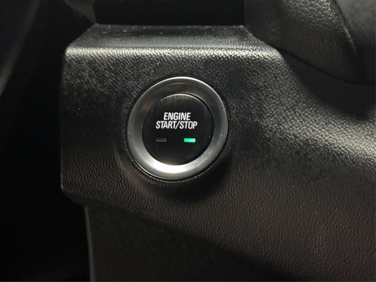 2022 GMC Terrain SEL/AWD/ROADREADY/LOW KM/WE FINANCE ALL CREDIT! Photo