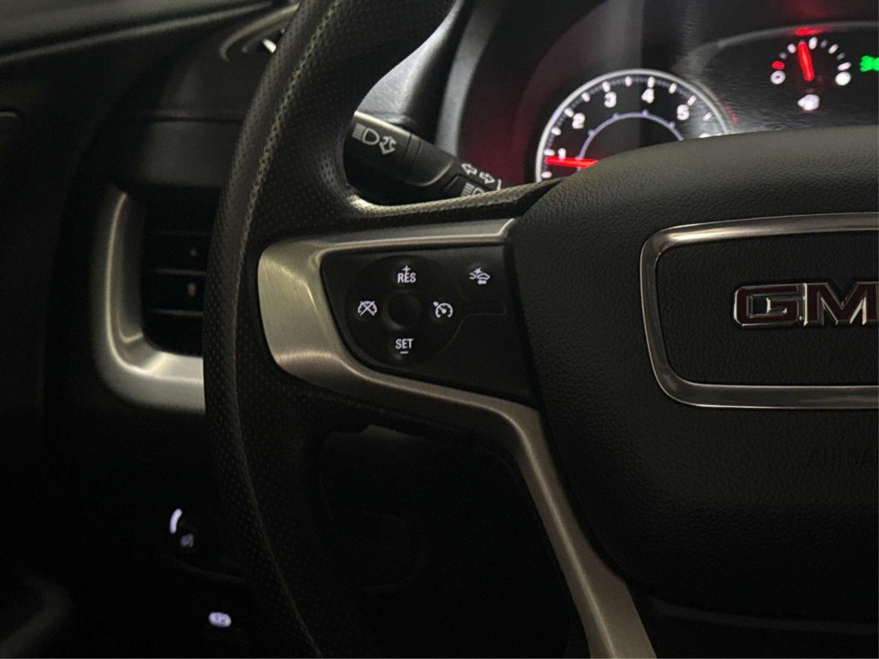 2022 GMC Terrain SEL/AWD/ROADREADY/LOW KM/WE FINANCE ALL CREDIT! Photo