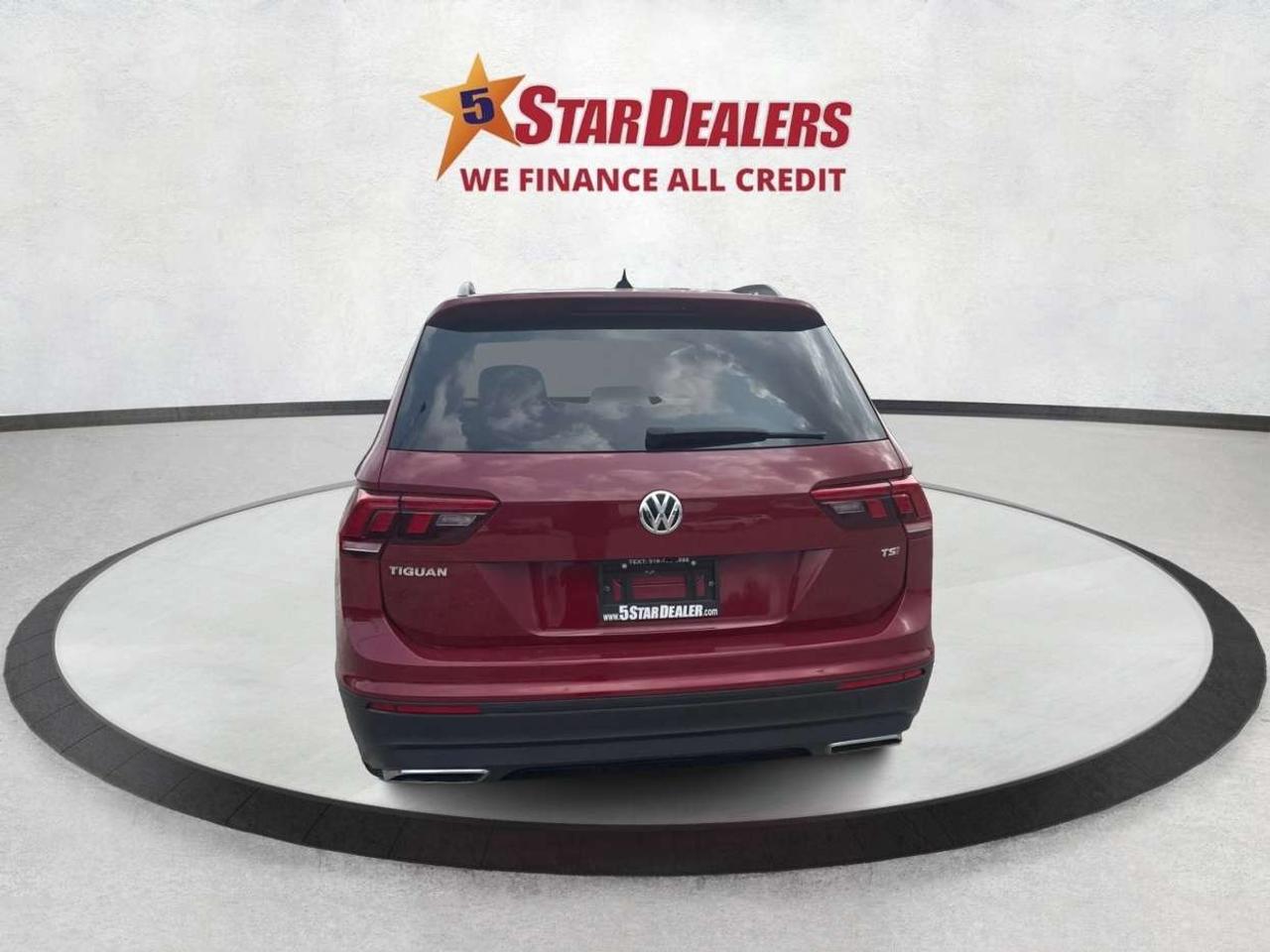 2018 Volkswagen Tiguan CERTIFIED  NAV VERY CLEAN  WE FINANCE ALL CREDIT! Photo
