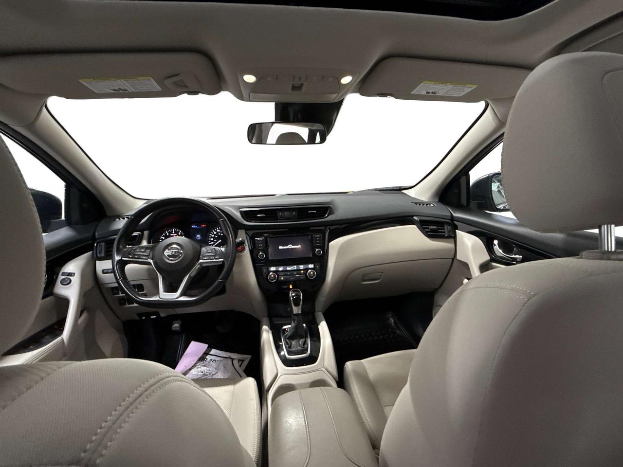 2020 Nissan Qashqai SV SUNROOF HEATD SEAT LOW KM WE FINANCE ALL CREDIT Photo