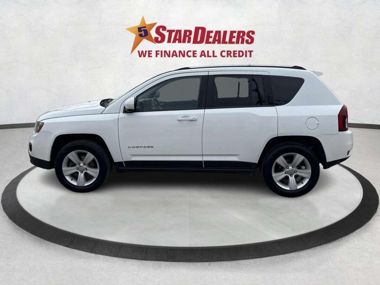 2017 Jeep Compass AWD LEATHER SUNROOF LOADED! WE FINANCE ALL CREDIT! Photo