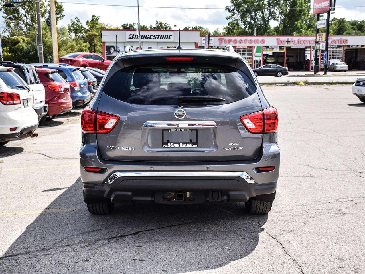 2017 Nissan Pathfinder Platinum DVD NAV LEATHR ROOF WE FINANCE ALL CREDIT Photo