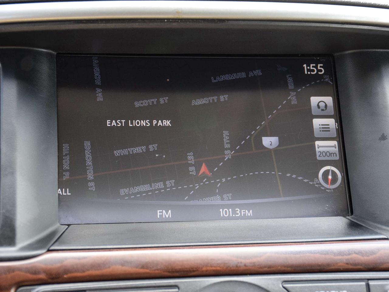 2017 Nissan Pathfinder Platinum DVD NAV LEATHR ROOF WE FINANCE ALL CREDIT Photo