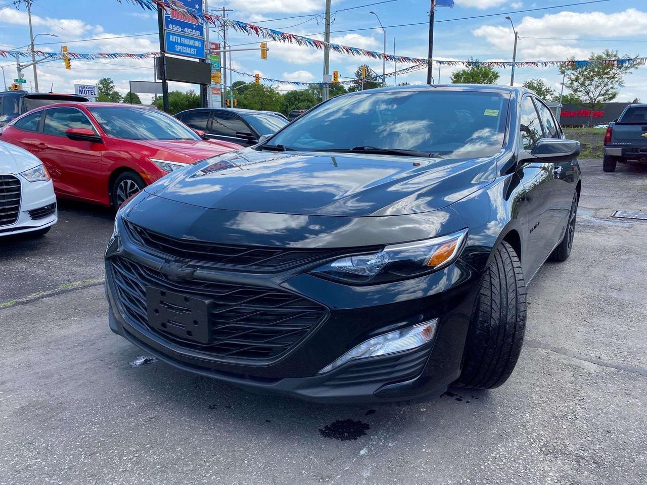 2019 Chevrolet Malibu LT/BLACKEDOUT/ROADREADY/MINT/WE FINANCE ALL CREDIT Photo2