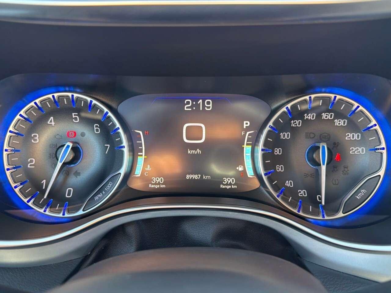 2025 Chrysler Pacifica Limited FWD Photo