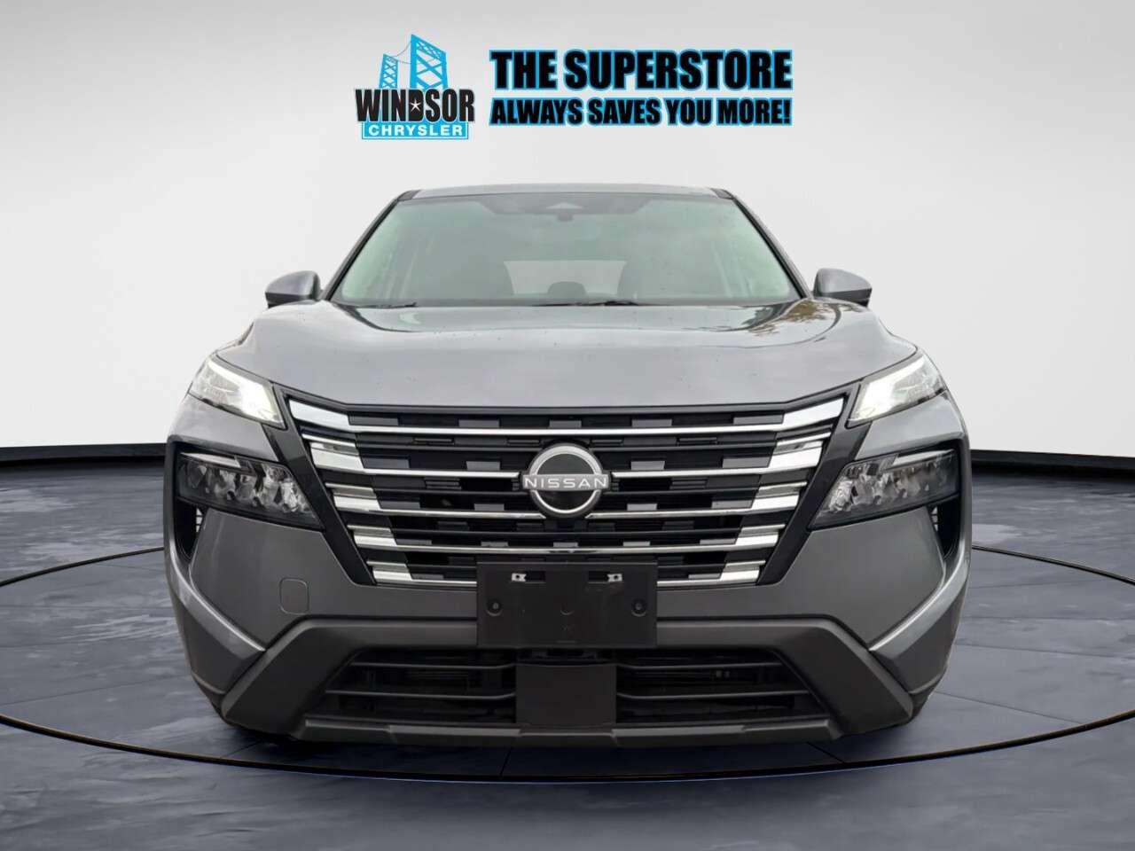 2025 Nissan Rogue AWD S Photo5