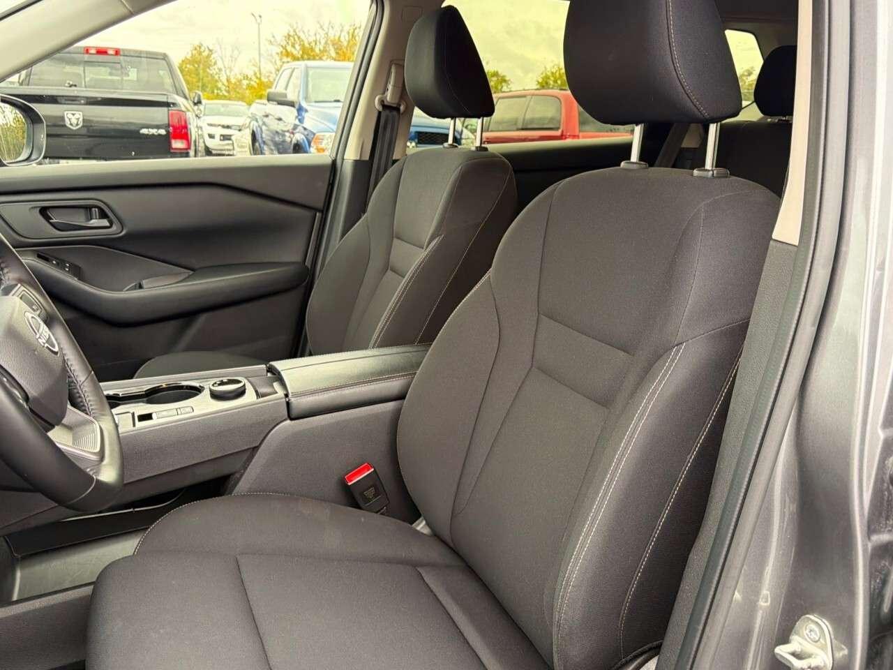 2025 Nissan Rogue AWD S Photo