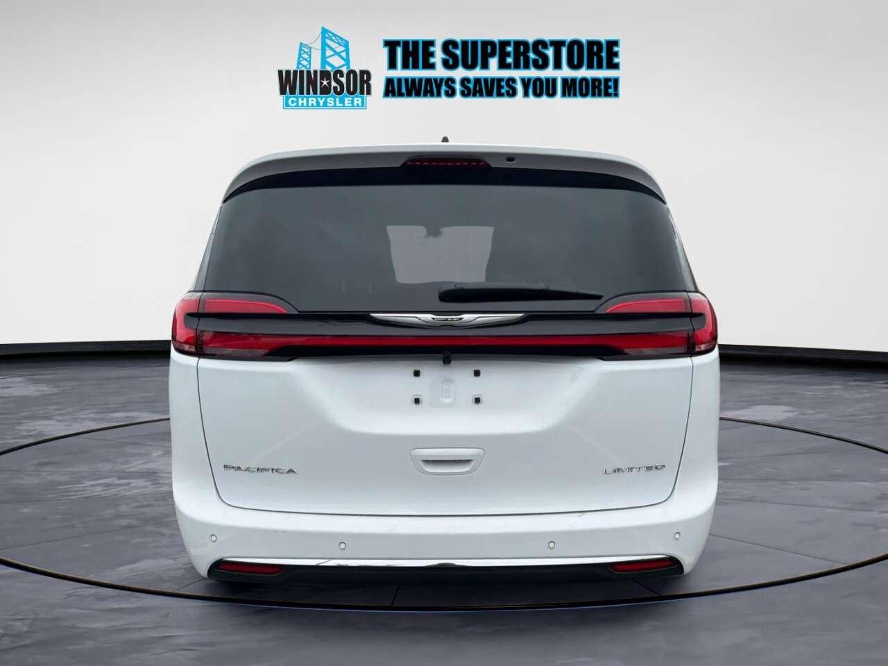2026 Chrysler Pacifica Limited FWD Photo