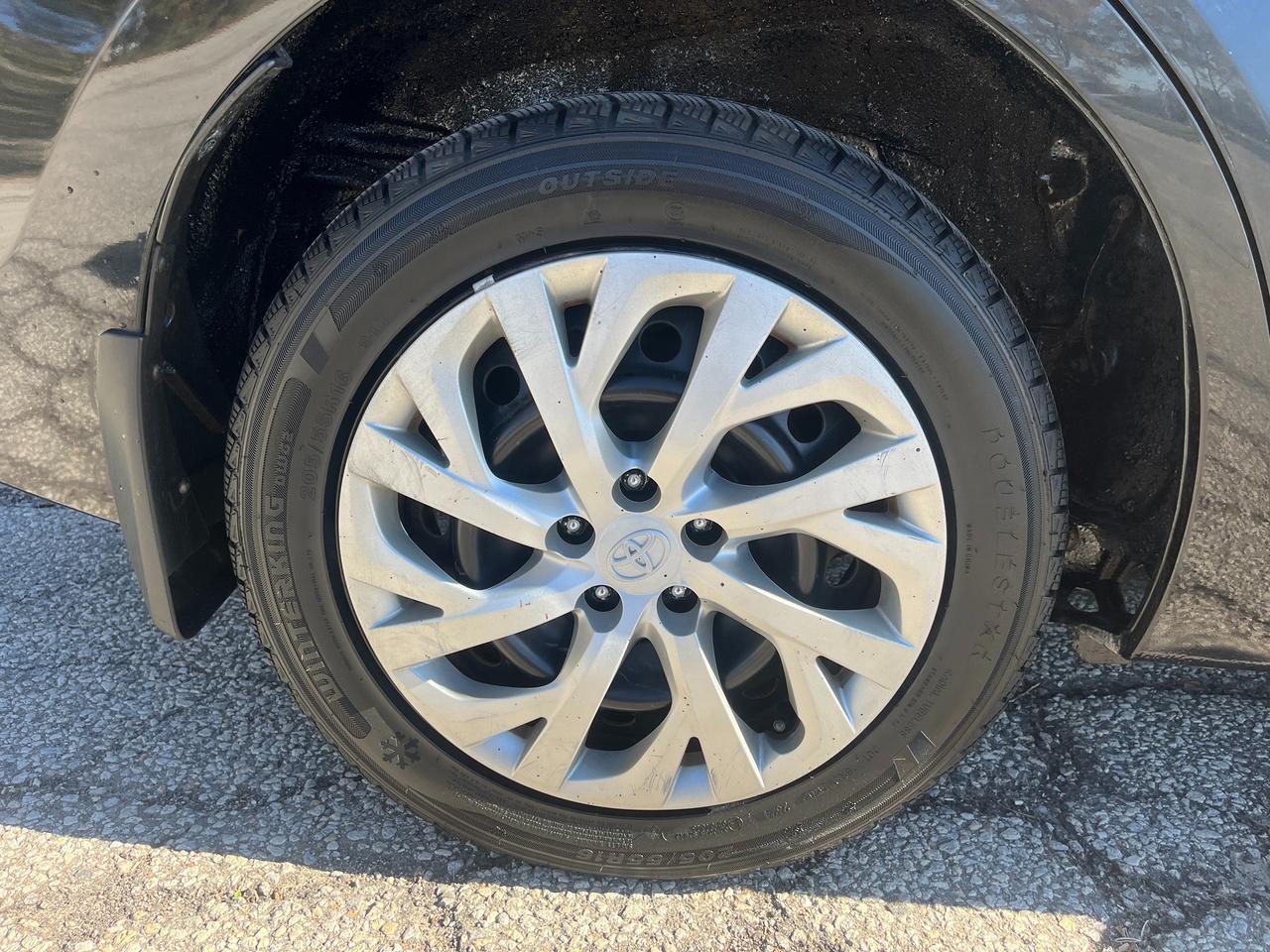 2018 Toyota Corolla LE CVT Photo