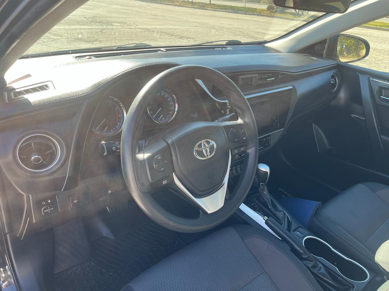2018 Toyota Corolla LE CVT Photo